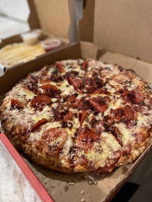 Small pizza with pepperoni and bacon