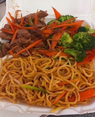 Hibachi sukiyaki steak noodle