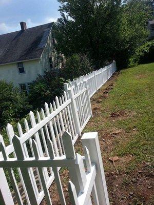 Vinyl fence installation in west Hartford Ct.