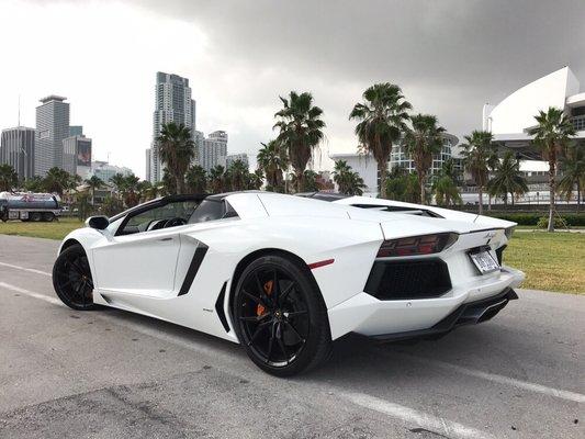 Lamborghini Aventador Roadster ! Woooooow