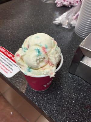 Peppermint double scoop