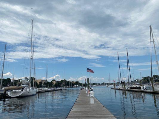 Bert Jabin Yacht Yard