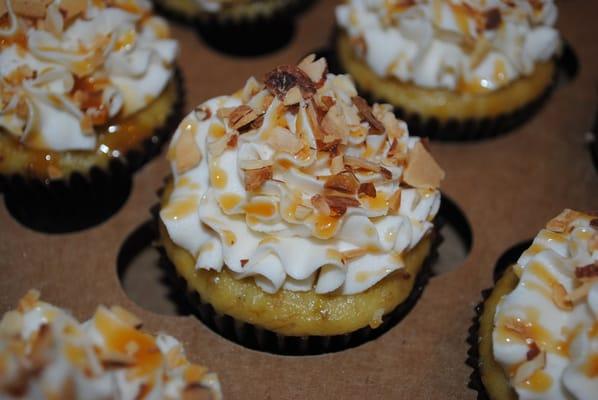 Banana Carmel Crunch Cupcake