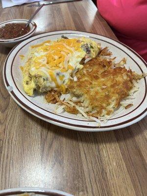 Taco Meat Omelet with Hashbrowns