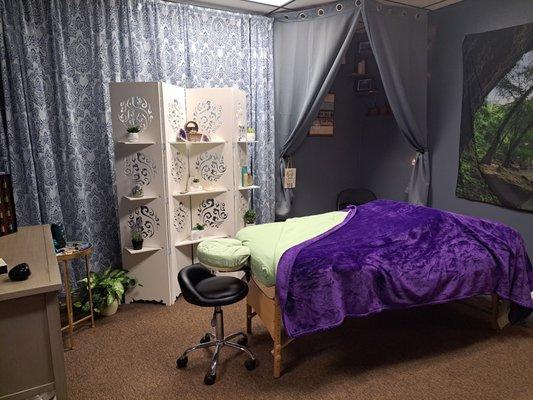 Our treatment room, also has a changing station.