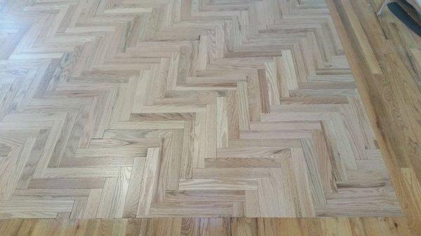 Irmo project: finished pics of the Oak hardwood floors, installed  in a  herringbone design.