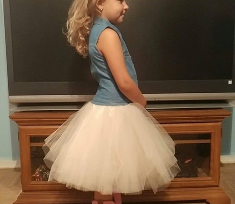 I make this beautiful tutu dress.