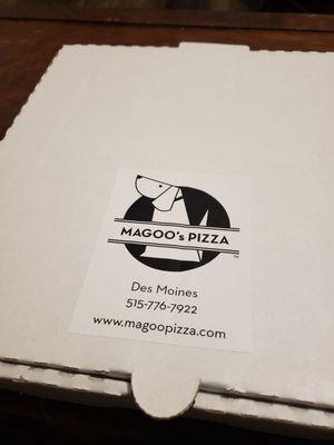 Pizza box/contact info