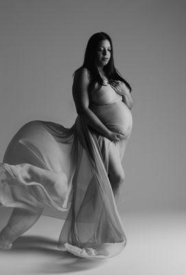 Maternity Portrait Photographer