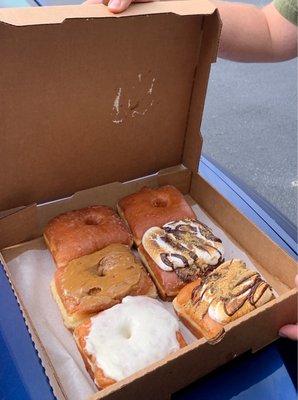 Half dozen- s'mores, glazed, vanilla bean and salted caramel