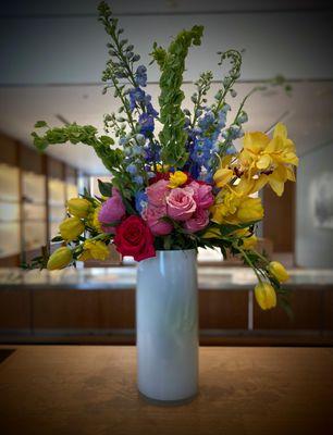 Corporate Flowers Delivered Weekly.
Call for a Quote