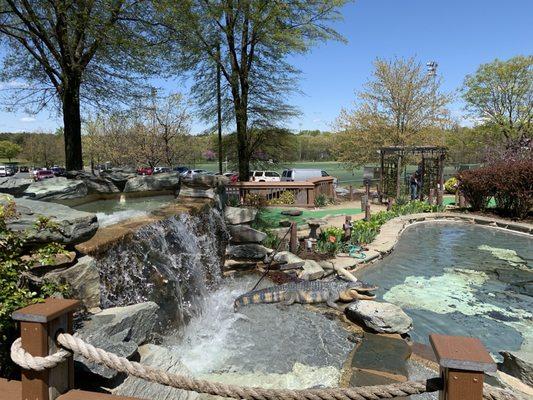 Nice waterfall and lake.