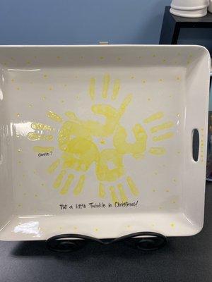 Handprints made into a star...that simply says put a little twinkle in Christmas