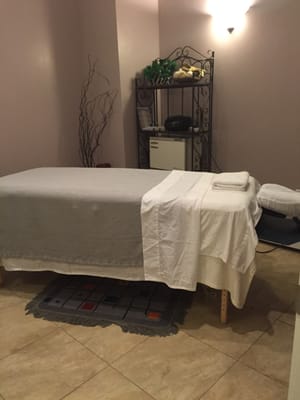 Massage room.