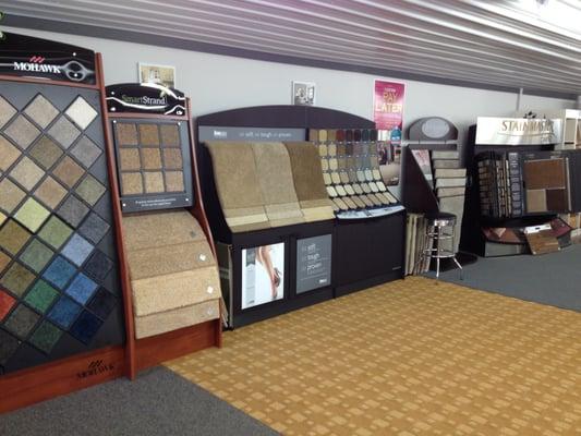 Carpet from Shaw, Beaulieu, Mohawk, Stainmaster, Milliken, Southwind, & more.