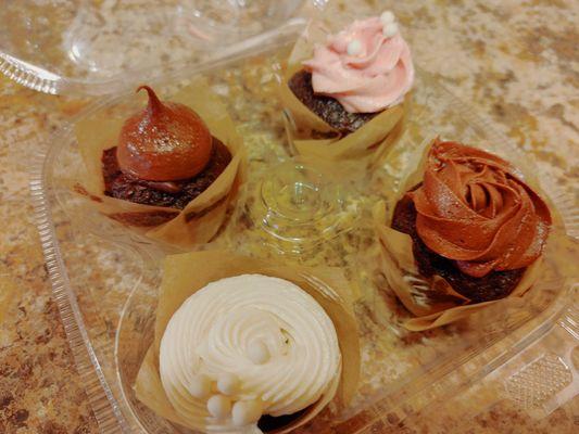 Mini Cupcakes Assorted Spoiler Alert: THEY'RE ALL GOOD