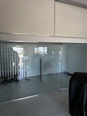 1/2 tempered clear glass
- soft close hardware, brushed stainless steel finish