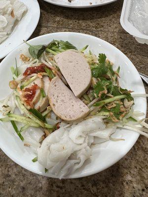 Build your own plate with bánh ướt