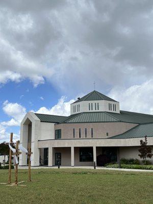 Divine Savior Catholic Church