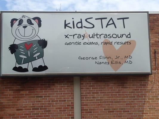 Ultrasounds and x-rays for adults and children. Close to Half Shell & Gibson's doughnut shop between Park and Poplar.