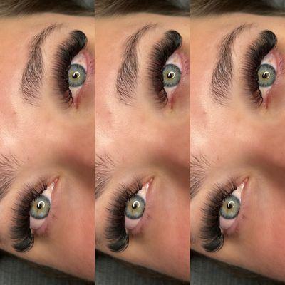 Volume lashes