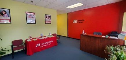 Front desk & waiting area in the JEI Learning Center in Mercerville.