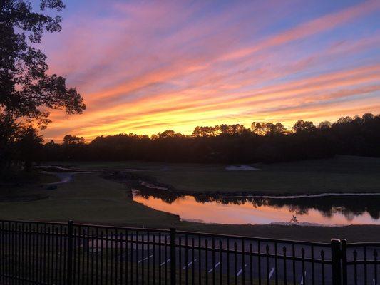 Catch a stunning sunset with us after an immaculate round of golf!