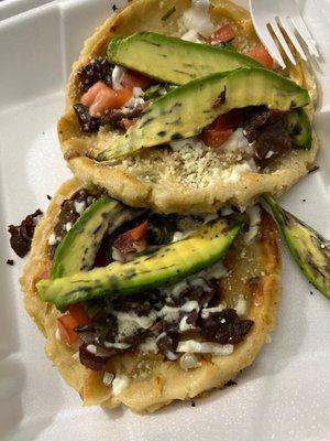 Sopes de cecina