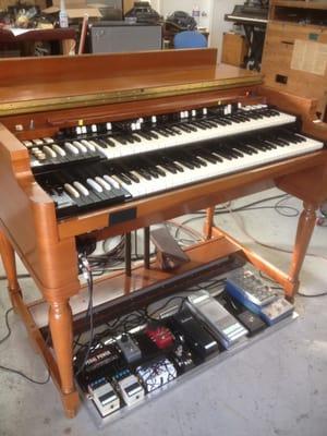 Derek Sherinian's Hammond B3 Organ with Live Pedal Rig