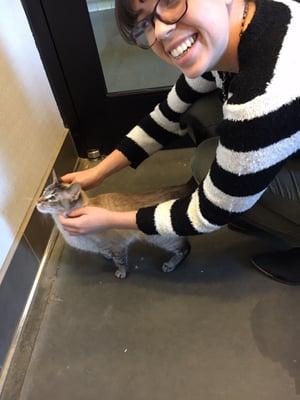 meeting Sheena for the first time at the shelter's meet and greet room