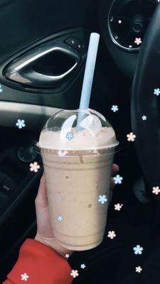 Banana nut bread shake