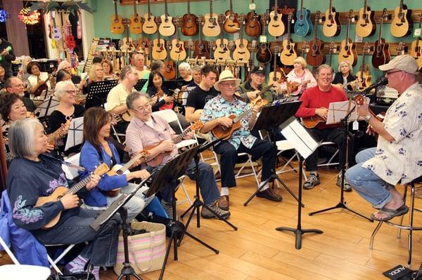 Ukulele Night!