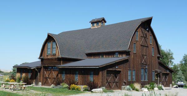 The 1915 Barn