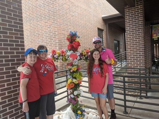 Manchaca United Methodist Church - Easter cross