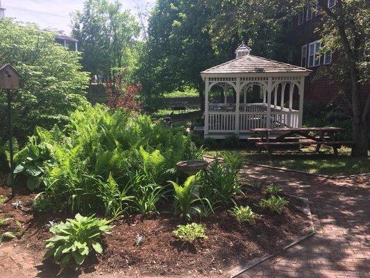 Gazebo, picnic area