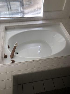 When we're done your old worn out bathtub will look and shine like new.