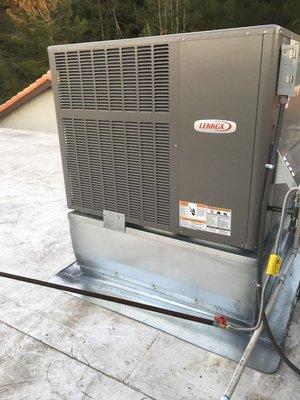 New gas/electric package unit, 2 stage variable high efficiency Lennox