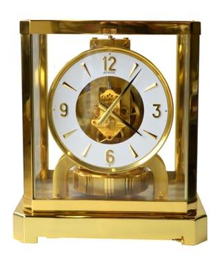 SOLD. Le Coultre Atmos perpetual clock. 1982, 528-8 caliber.