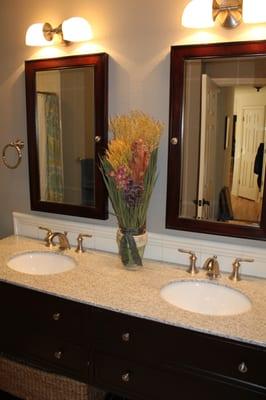 Bathroom vanity