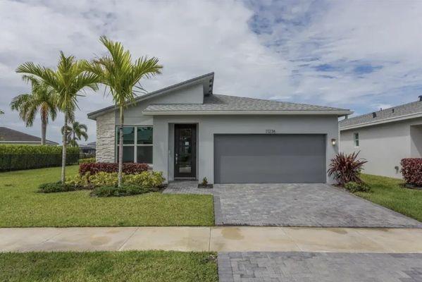 11236 SW Lyra Drive Port Saint Lucie, FL 34987