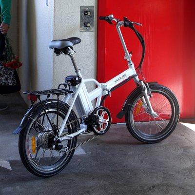 Dogleg Fold-Up Electric Bike.