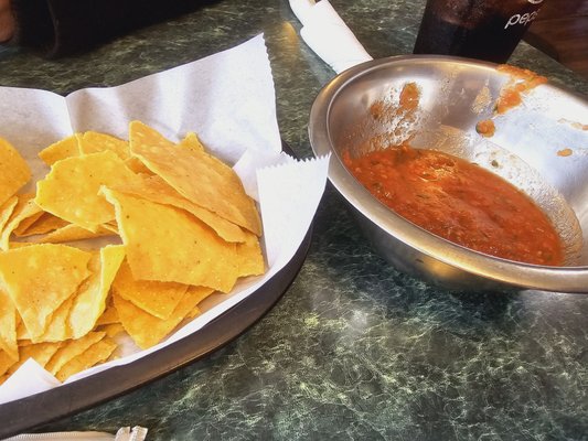 Unsalted chips with a butter aftertaste, paired with tomato water. Free sadness, but sadness, nevertheless. I'm so sorry.