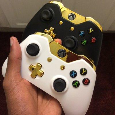 Custom xbox one controllers