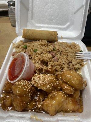 Egg Roll, Ham Fried Rice, sesame chicken all included I. The daily special