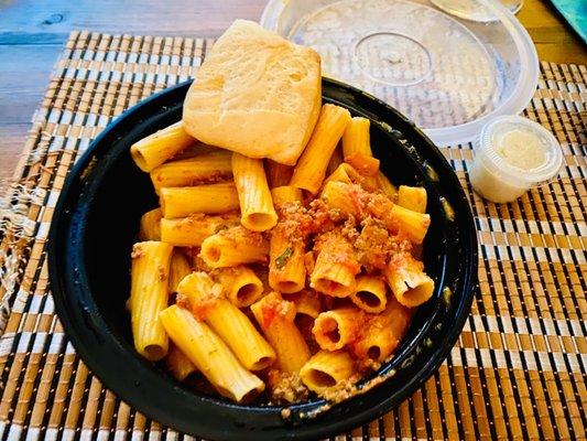 Rigatoni alla Bolognese