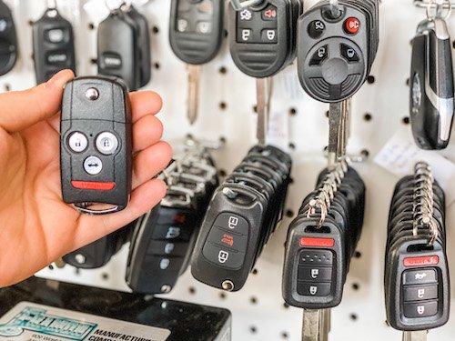 All keys, fobs and remotes are available 24/7 along with an easy, fast and honest process to get the job done.