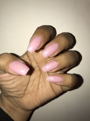 Nail tech: Ann