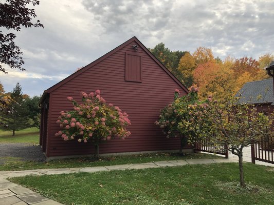 The country barn