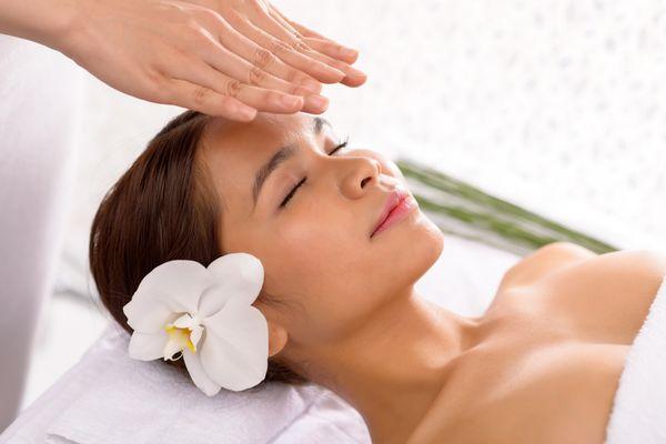 Reiki Treatments for healing, balance and relaxation