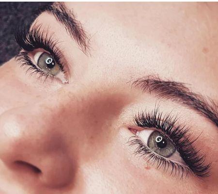 Bottom Lash Extensions